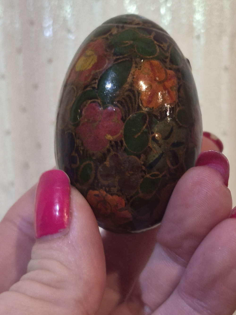 Vintage Hand Painted Kashmiri Papier Mache Floral Lacquer Egg 2.5"